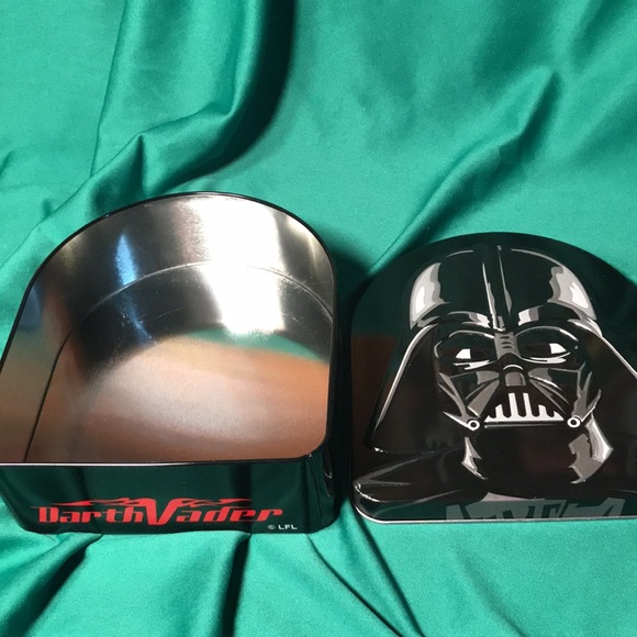Darth Vader Tin - Picture 4 of 4